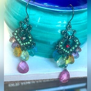 Gorgeous earrings - multicolor acrylic crystals